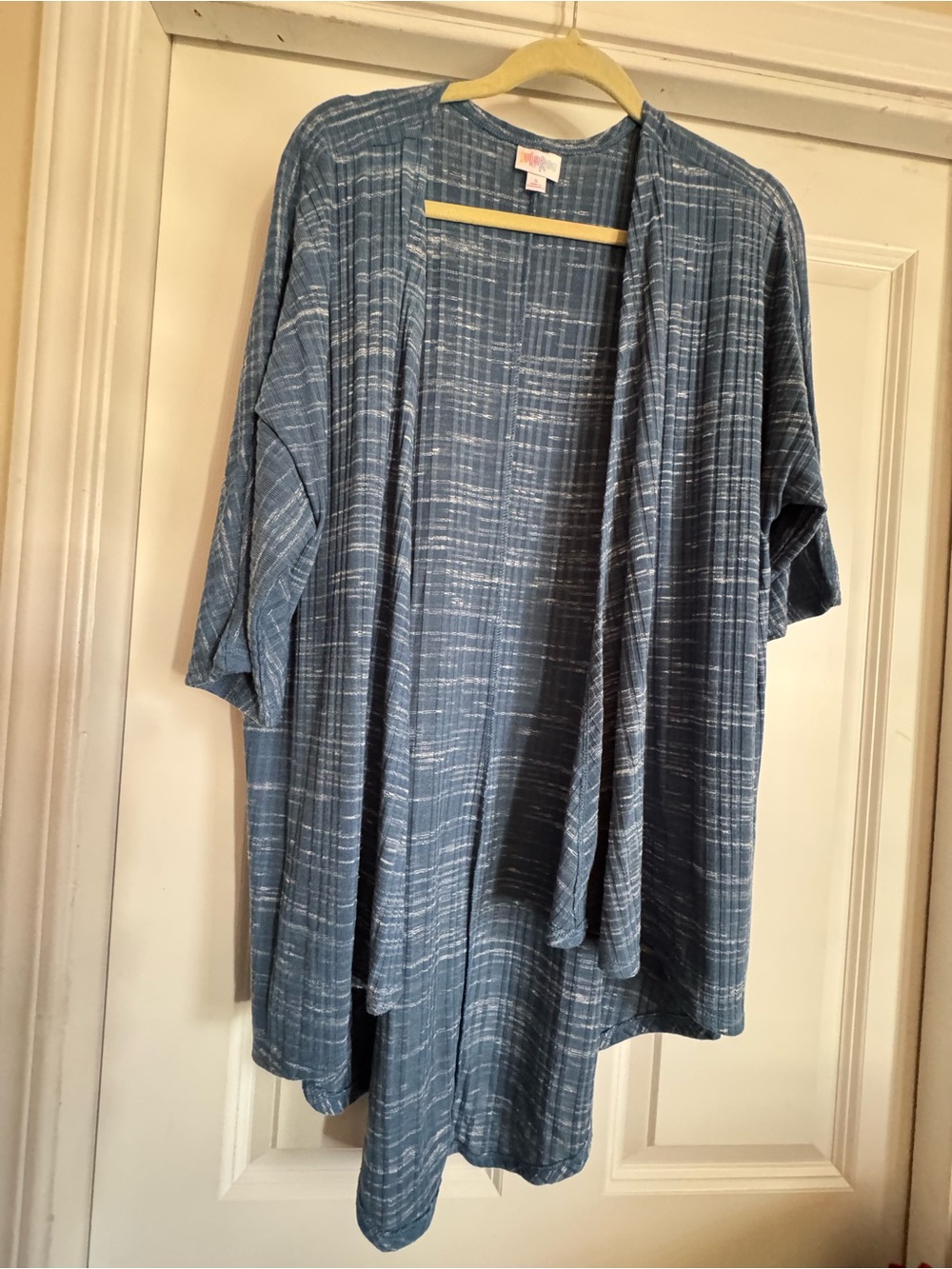 LuLaRoe Small Denim Blue White Rayon Blend Ribbed Open Front Lindsay Cardigan